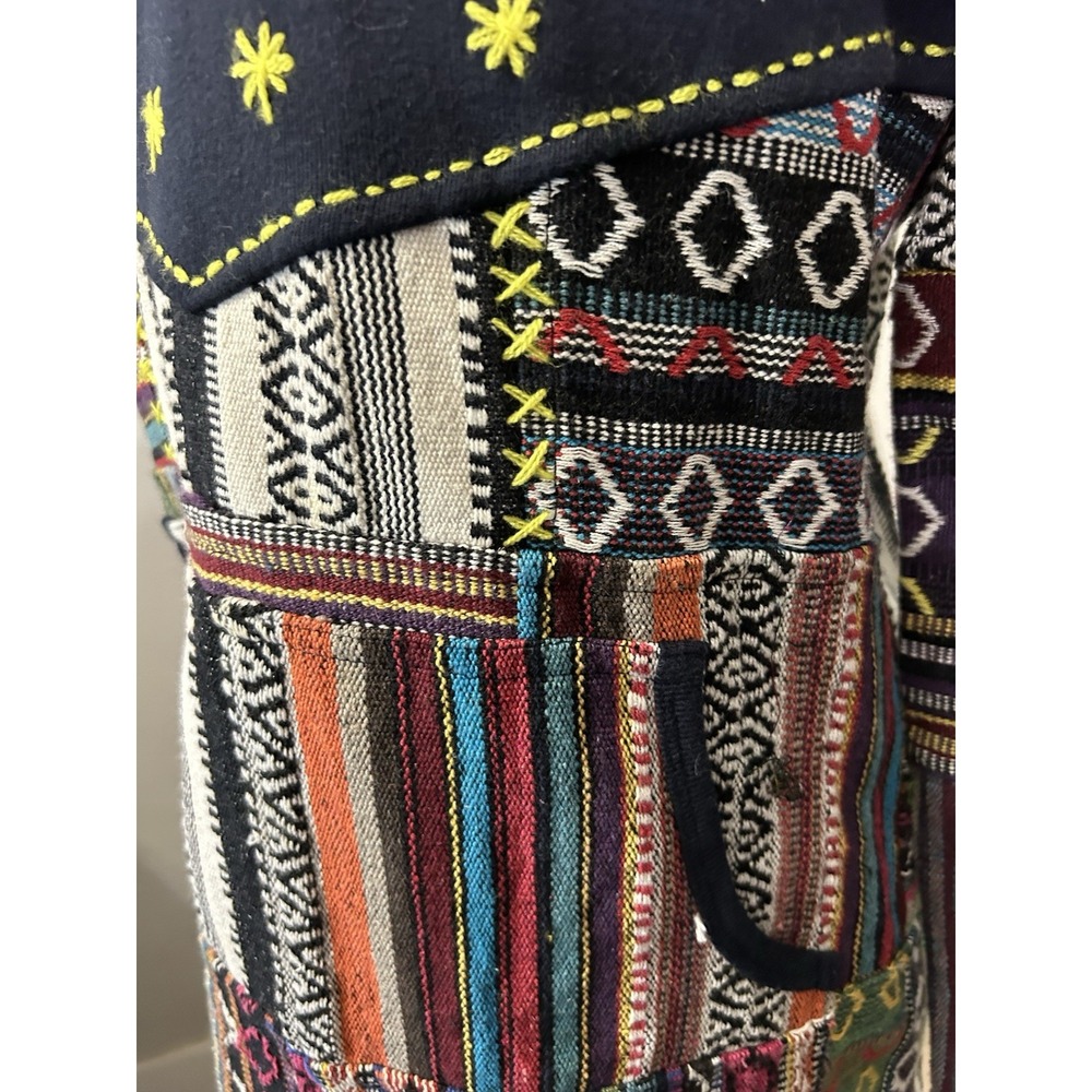 NWOT Rising International Colorado Nights Patchwork Hoody Poncho Size Medium - Picture 6 of 8